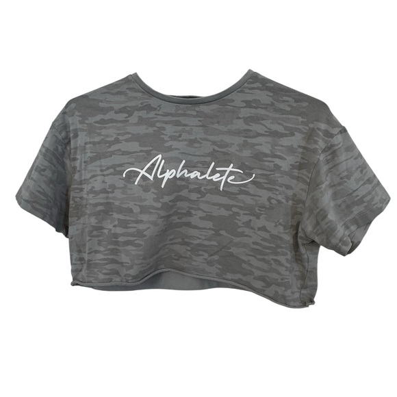 Alphalete Tops - Alphalete High End Gray Camo Women’s S Soft Workout Crop Top MINTY